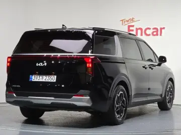 2024 Kia Carnival с пробегом 40 323 км
