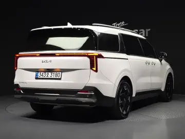2023 Kia Carnival с пробегом 48 368 км