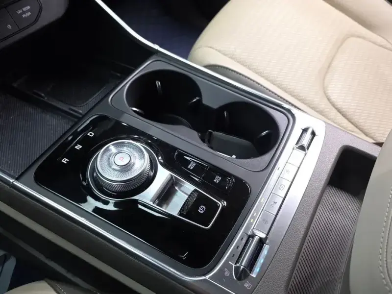 2023 Kia Carnival с пробегом 48 368 км