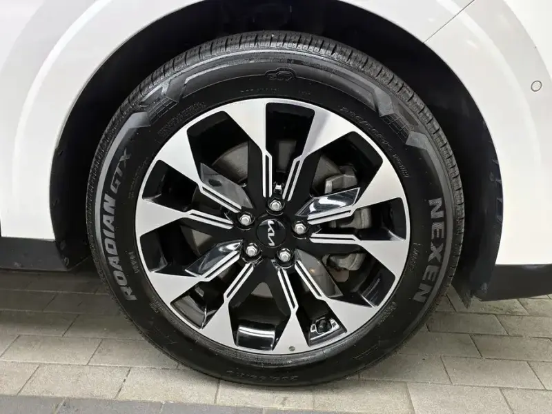 2021 Kia Carnival с пробегом 132 691 км