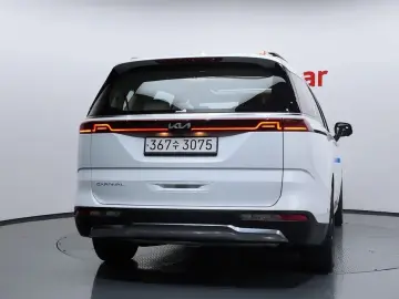 2022 Kia Carnival с пробегом 41 092 км