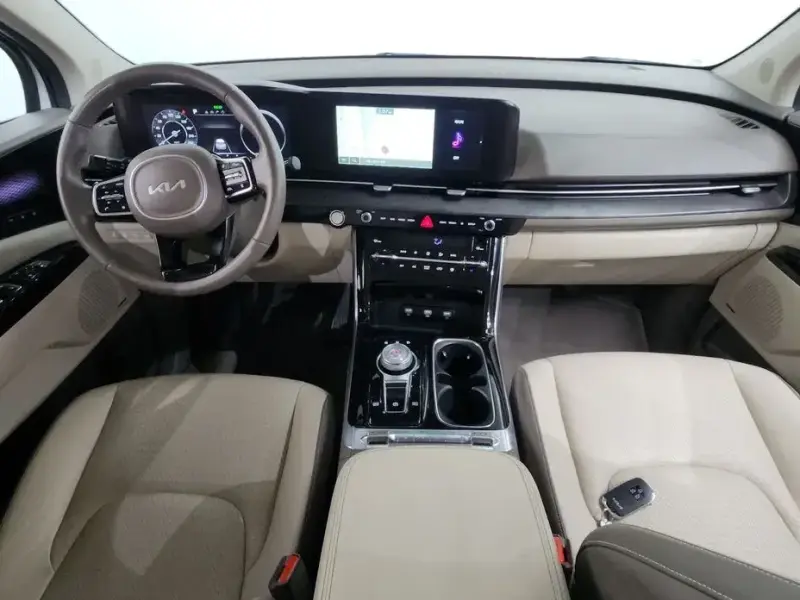 2022 Kia Carnival с пробегом 41 092 км