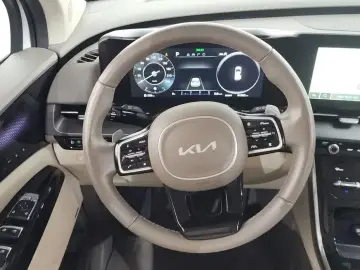 2022 Kia Carnival с пробегом 41 092 км