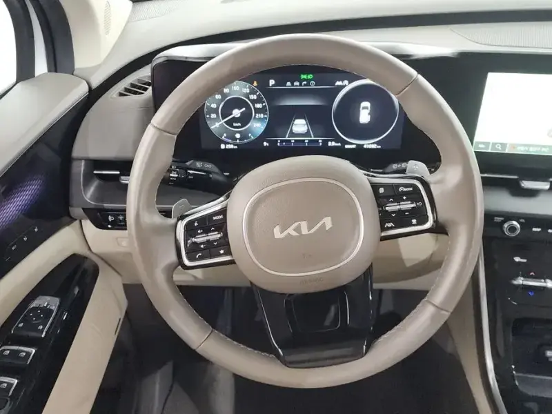 2022 Kia Carnival с пробегом 41 092 км