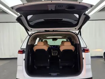 2021 Kia Carnival с пробегом 132 691 км