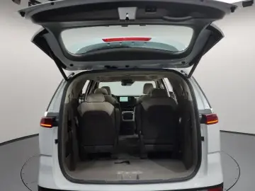 2022 Kia Carnival с пробегом 41 092 км