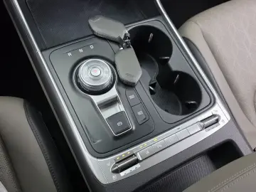 2024 Kia Carnival с пробегом 21 886 км