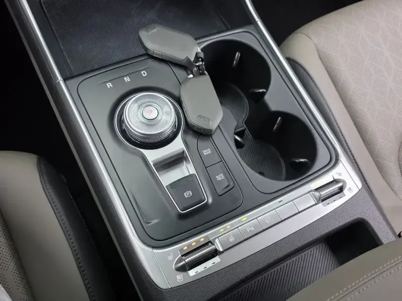 2024 Kia Carnival с пробегом 21 886 км