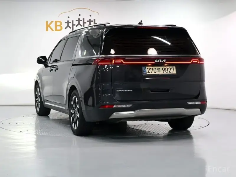 2022 Kia Carnival с пробегом 146 074 км