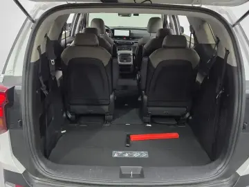 2024 Kia Carnival с пробегом 15 107 км
