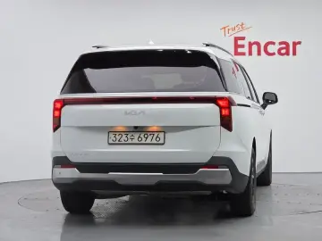 2024 Kia Carnival с пробегом 22 669 км
