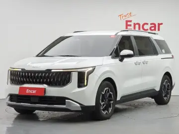 2024 Kia Carnival с пробегом 17 873 км