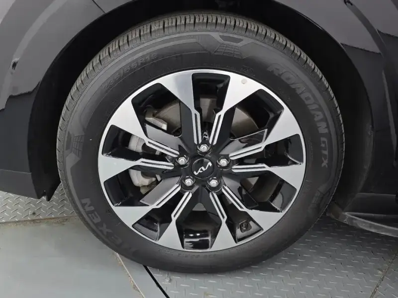 2022 Kia Carnival с пробегом 34 555 км