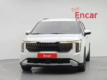 2024 Kia Carnival с пробегом 17 873 км