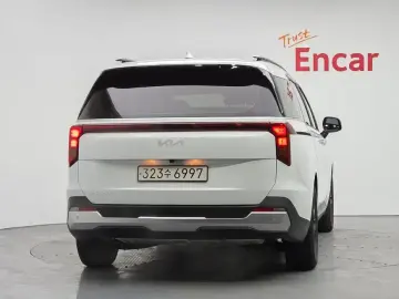 2024 Kia Carnival с пробегом 17 873 км