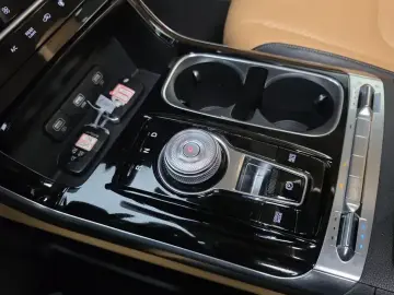 2022 Kia Carnival с пробегом 34 555 км