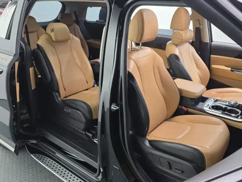 2022 Kia Carnival с пробегом 34 555 км
