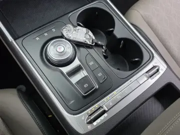 2024 Kia Carnival с пробегом 17 873 км