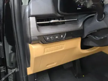 2022 Kia Carnival с пробегом 34 555 км