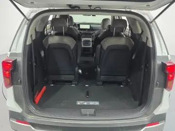 2024 Kia Carnival с пробегом 22 669 км