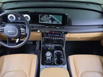 2023 Kia Carnival с пробегом 109 749 км