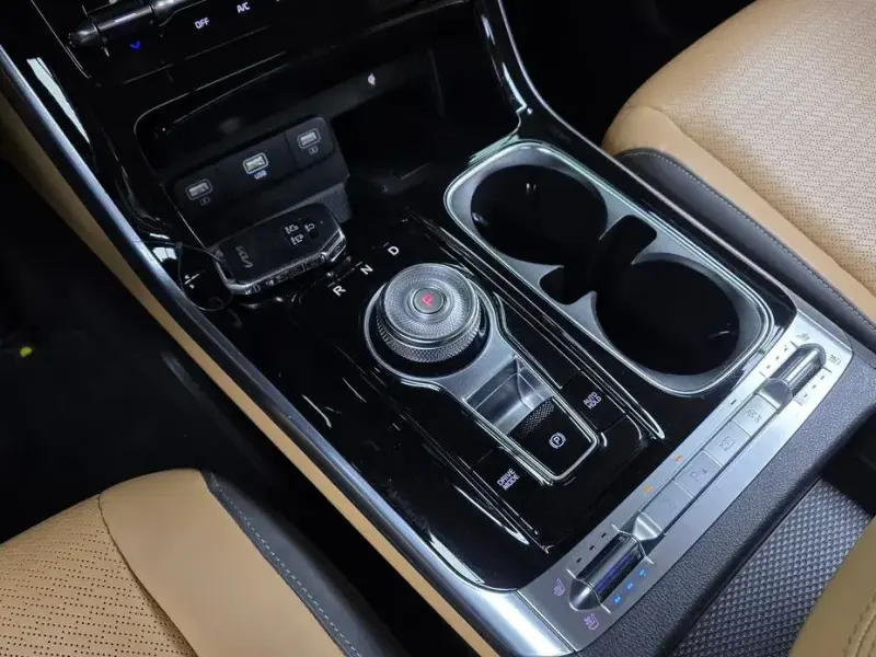 2023 Kia Carnival с пробегом 109 749 км