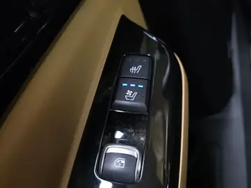 2022 Kia Carnival с пробегом 34 555 км