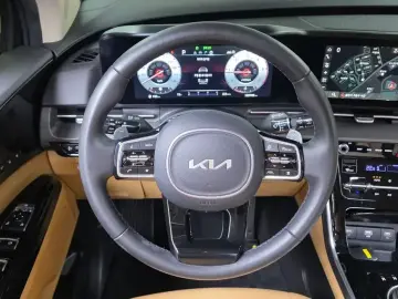 2023 Kia Carnival с пробегом 109 749 км
