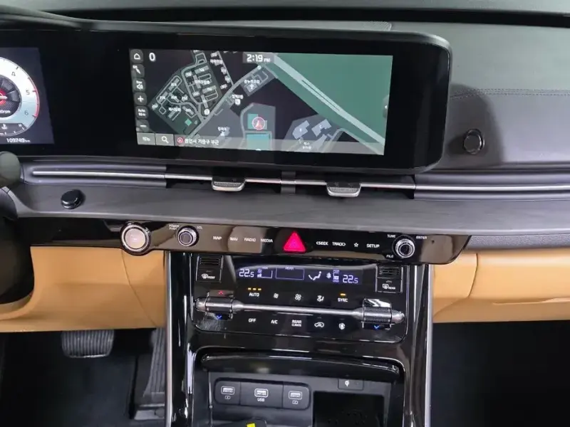 2023 Kia Carnival с пробегом 109 749 км