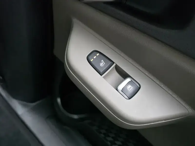 2024 Kia Carnival с пробегом 17 873 км