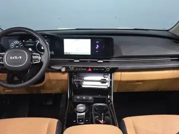 2023 Kia Carnival с пробегом 34 225 км
