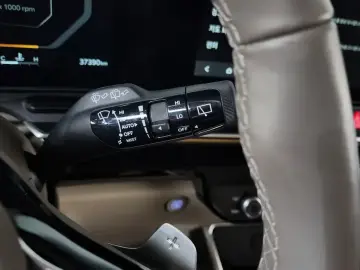 2024 Kia Carnival с пробегом 37 390 км