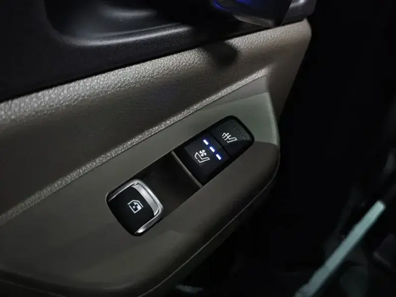 2024 Kia Carnival с пробегом 29 967 км