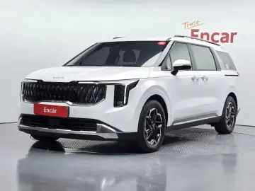 2024 Kia Carnival с пробегом 16 074 км