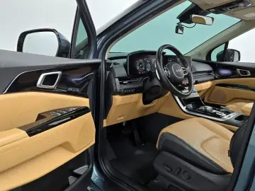 2023 Kia Carnival с пробегом 40 046 км