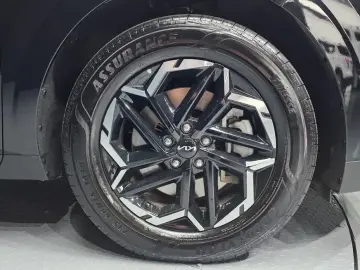 2024 Kia Carnival с пробегом 18 877 км