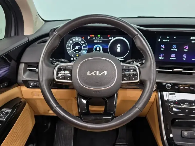 2023 Kia Carnival с пробегом 40 046 км