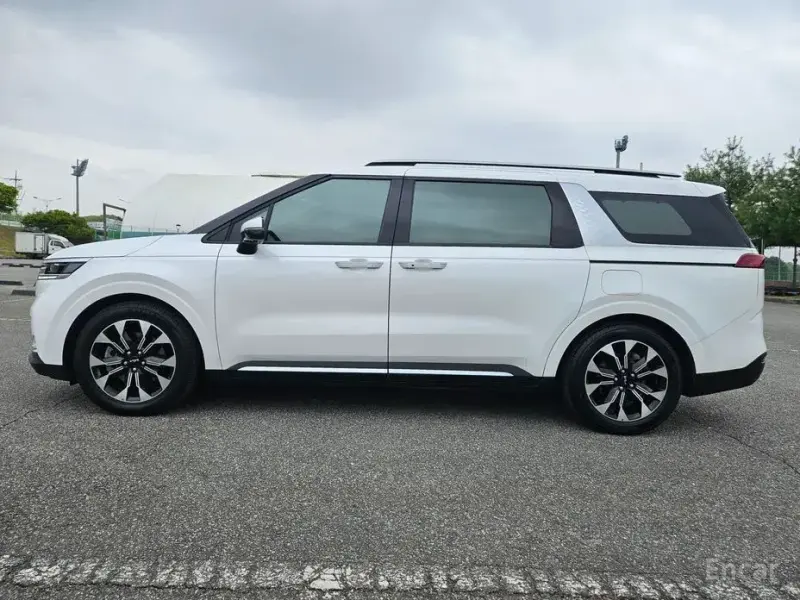 2021 Kia Carnival с пробегом 53 788 км
