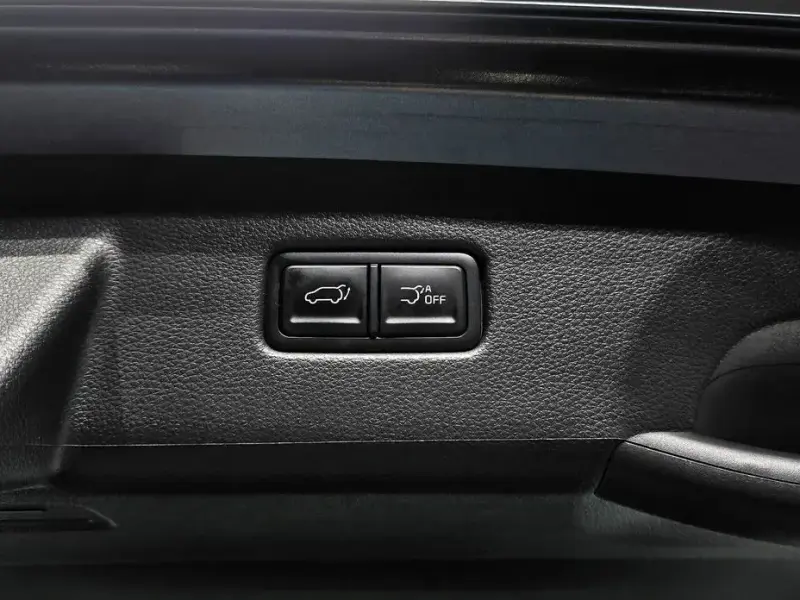 2023 Kia Carnival с пробегом 40 046 км