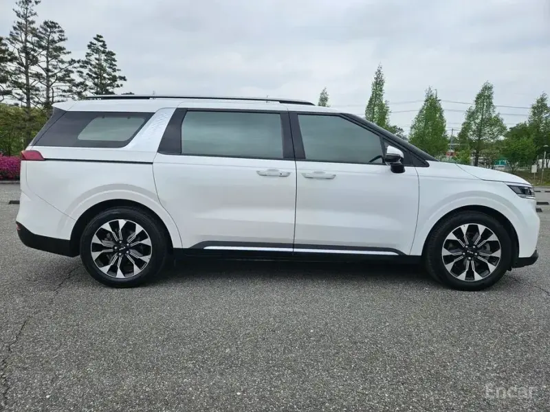 2021 Kia Carnival с пробегом 53 788 км