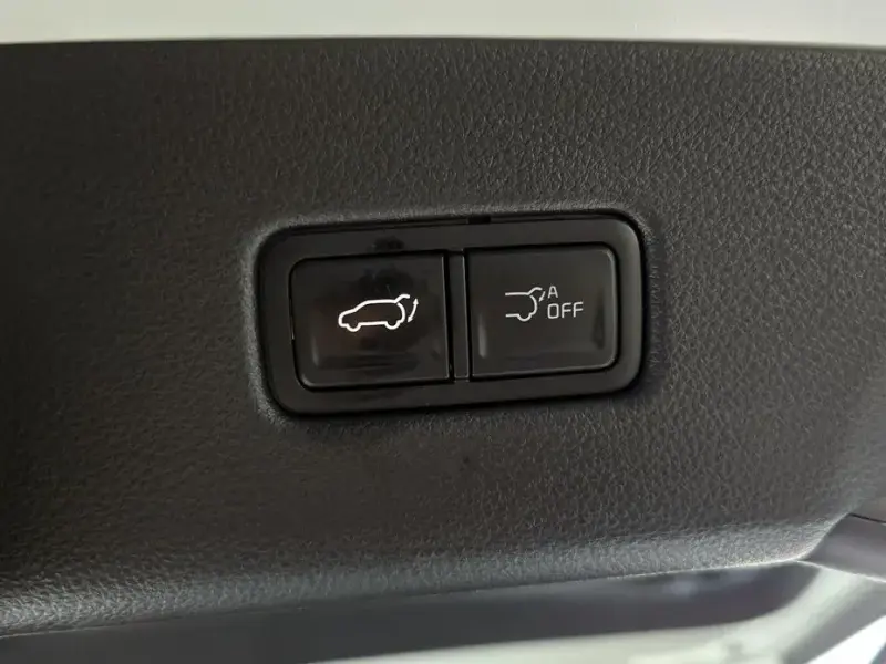 2024 Kia Carnival с пробегом 16 074 км