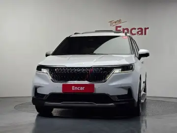 2023 Kia Carnival с пробегом 66 451 км