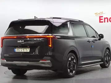 2024 Kia Carnival с пробегом 37 085 км