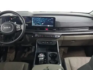 2024 Kia Carnival с пробегом 37 085 км