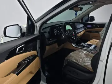 2023 Kia Carnival с пробегом 66 451 км