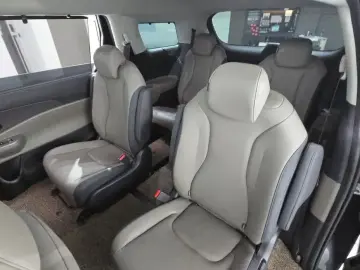 2024 Kia Carnival с пробегом 37 085 км
