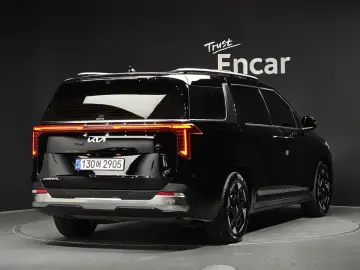 2023 Kia Carnival с пробегом 54 713 км