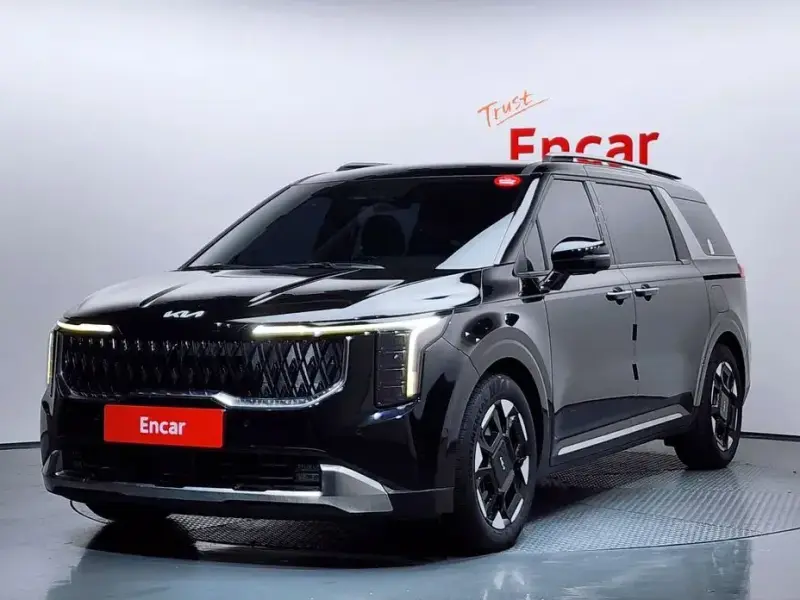 2024 Kia Carnival с пробегом 37 225 км