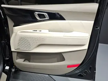2023 Kia Carnival с пробегом 54 713 км