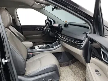 2024 Kia Carnival с пробегом 37 225 км